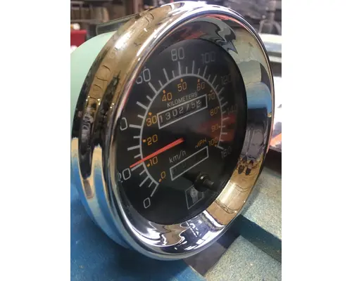 KENWORTH W900 Instrument Cluster