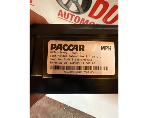 KENWORTH W900 Instrument Cluster