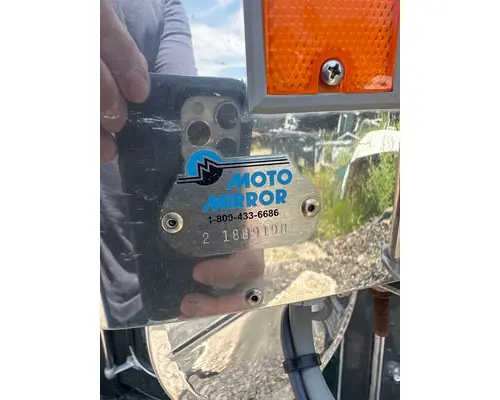 KENWORTH W900 Mirror (Side View)