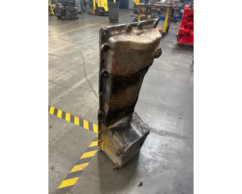 KENWORTH W900 Oil Pan