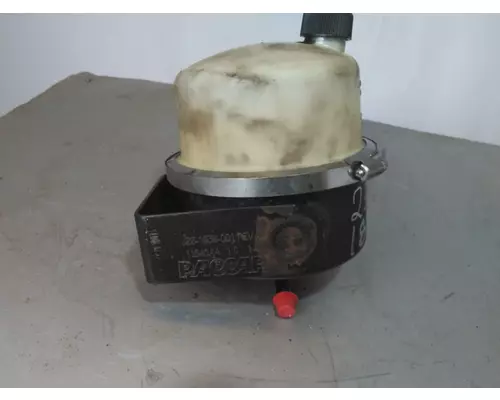 KENWORTH W900 POWER STEERING RESERVOIR