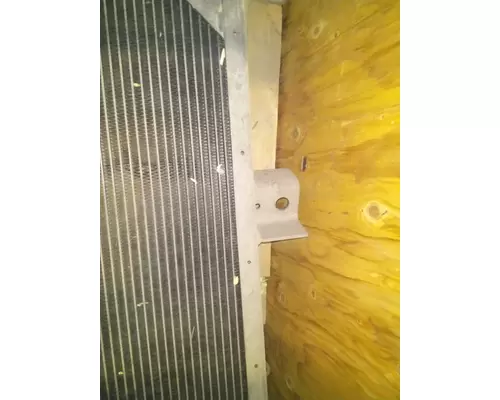 KENWORTH W900 RADIATOR ASSEMBLY