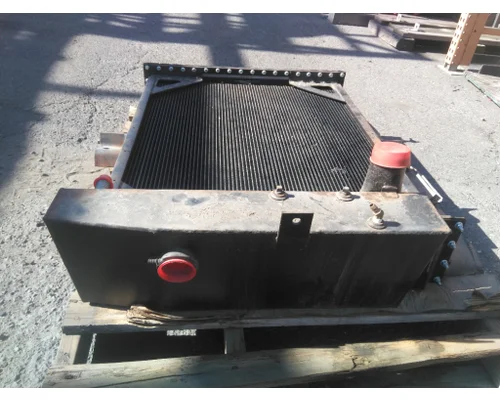 KENWORTH W900 RADIATOR ASSEMBLY