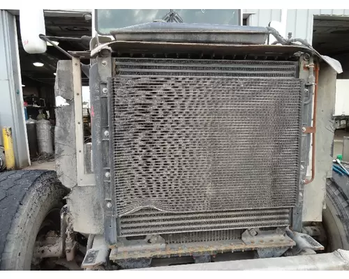 KENWORTH W900 Radiator