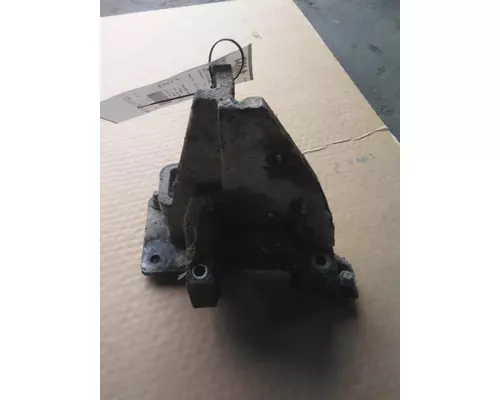 KENWORTH W900 SPRING HANGER