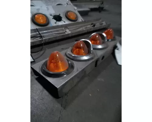 KENWORTH W900 Side Marker Lamp