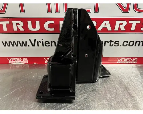 KENWORTH W900 Spring Hanger