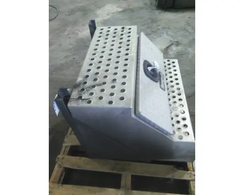KENWORTH W900 TOOL BOX
