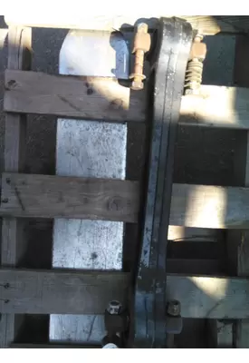 KENWORTH W900 TORQUE ARM
