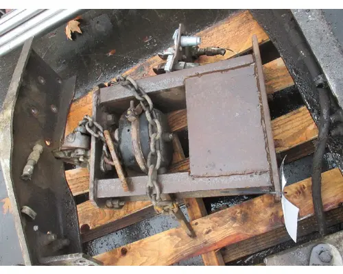 KENWORTH W900 TRAILER HITCH