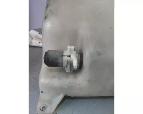 KENWORTH W900 WINDSHIELD WASHER RESERVOIR