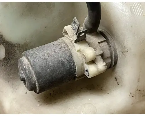 KENWORTH W900 Windshield Washer Reservoir