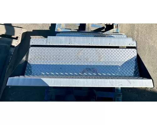 KENWORTH W990 DPF (Diesel Particulate Filter)