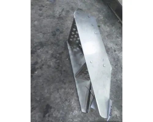 KENWORTH W990 FRAME STEP