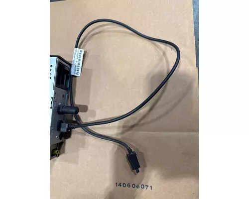 KENWORTH W990 Instrument Cluster
