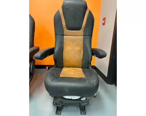 KENWORTH W990 Seat, Front