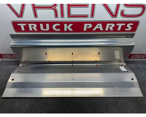 KENWORTH  Battery