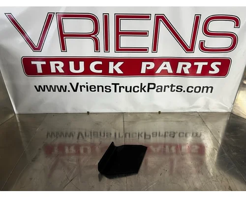 KENWORTH  Brackets, Misc.
