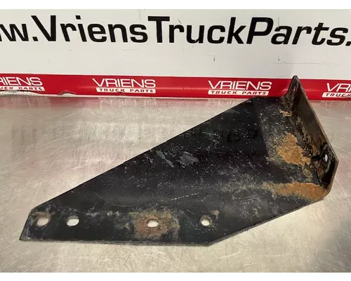 KENWORTH  Brackets, Misc.