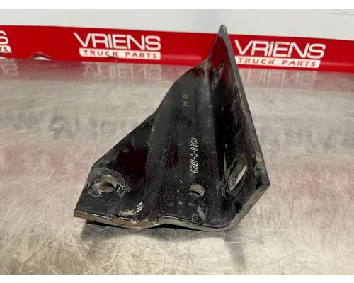 KENWORTH  Brackets, Misc.