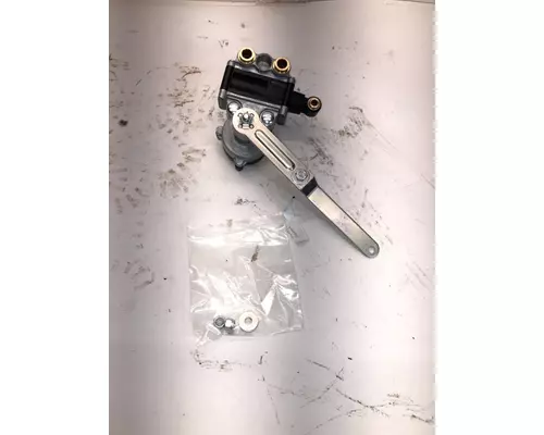 KENWORTH  Brake Proportioning Valve