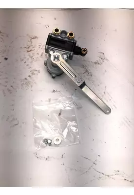 KENWORTH  Brake Proportioning Valve