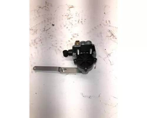 KENWORTH  Brake Proportioning Valve