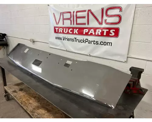 KENWORTH  Bumper Assembly, Front