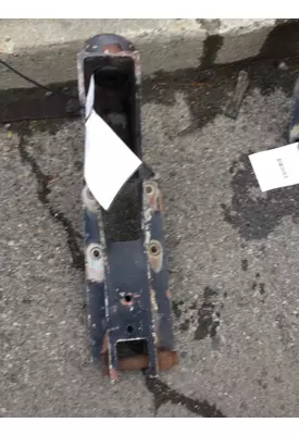 KENWORTH  CAB MOUNT,BRACKET