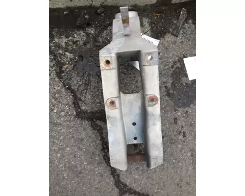 KENWORTH  CAB MOUNT,BRACKET