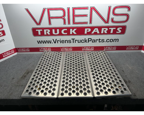 KENWORTH  Catwalk  Deck Plate