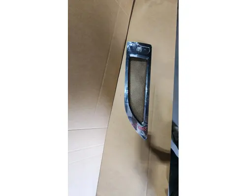 KENWORTH  Cowl Vent Panel