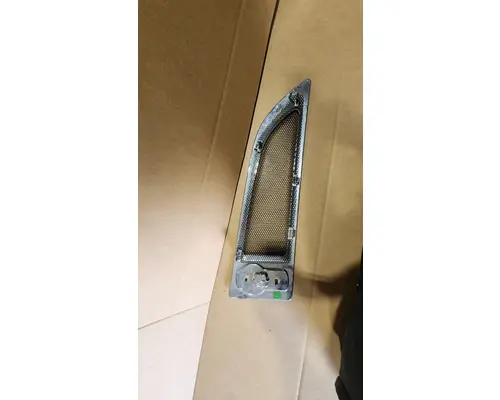 KENWORTH  Cowl Vent Panel