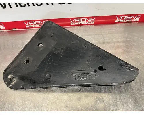 KENWORTH  Crossmember