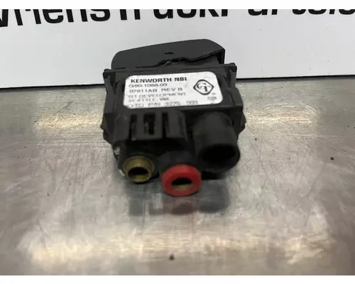 KENWORTH  DashConsole Switch