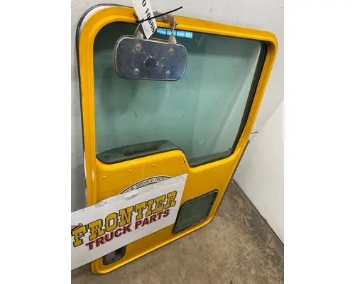 KENWORTH  Door Assembly, Front