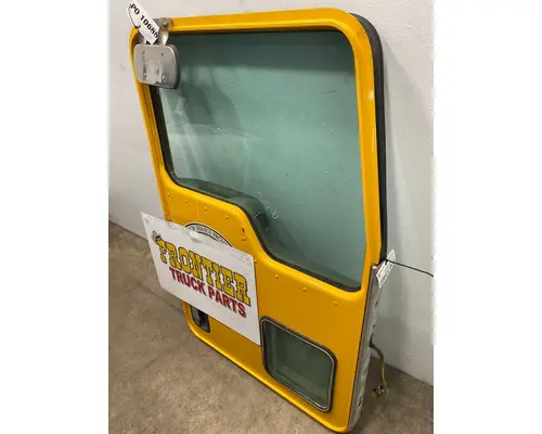 KENWORTH  Door Assembly, Front