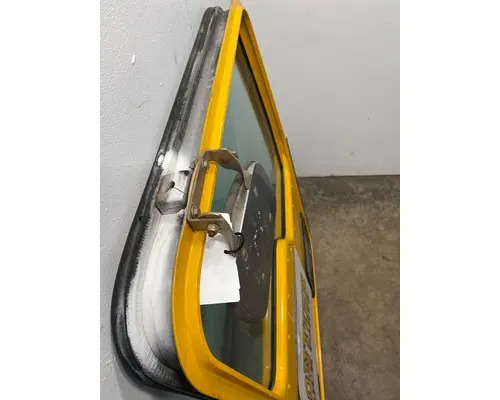 KENWORTH  Door Assembly, Front