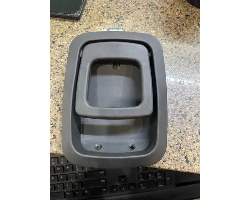 KENWORTH  Door Assembly, Front