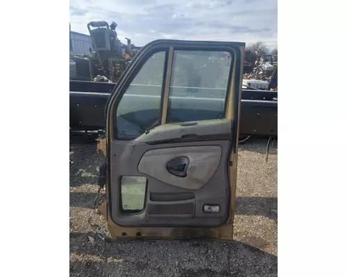 KENWORTH  Door Assembly, Front