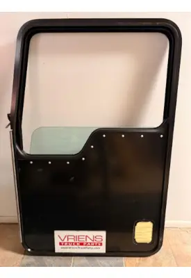 KENWORTH  Door Assembly, Front