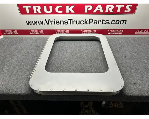 KENWORTH  Door Assembly, Front