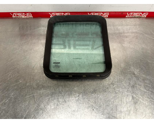 KENWORTH  Door Glass, Front