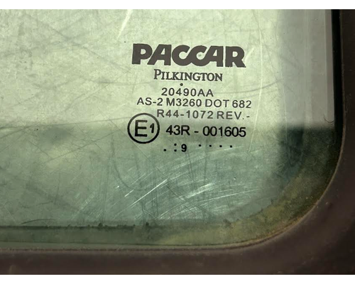 KENWORTH  Door Glass, Front