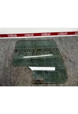 KENWORTH  Door Glass, Front