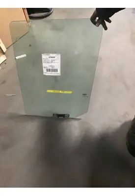 KENWORTH  Door Glass, Front