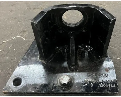 KENWORTH  Engine Mounts