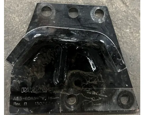 KENWORTH  Engine Mounts