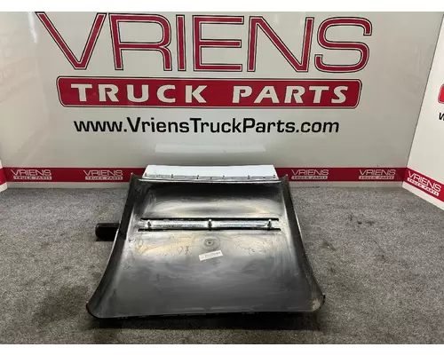 KENWORTH  Fender Quarter