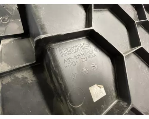 KENWORTH  Fender Quarter